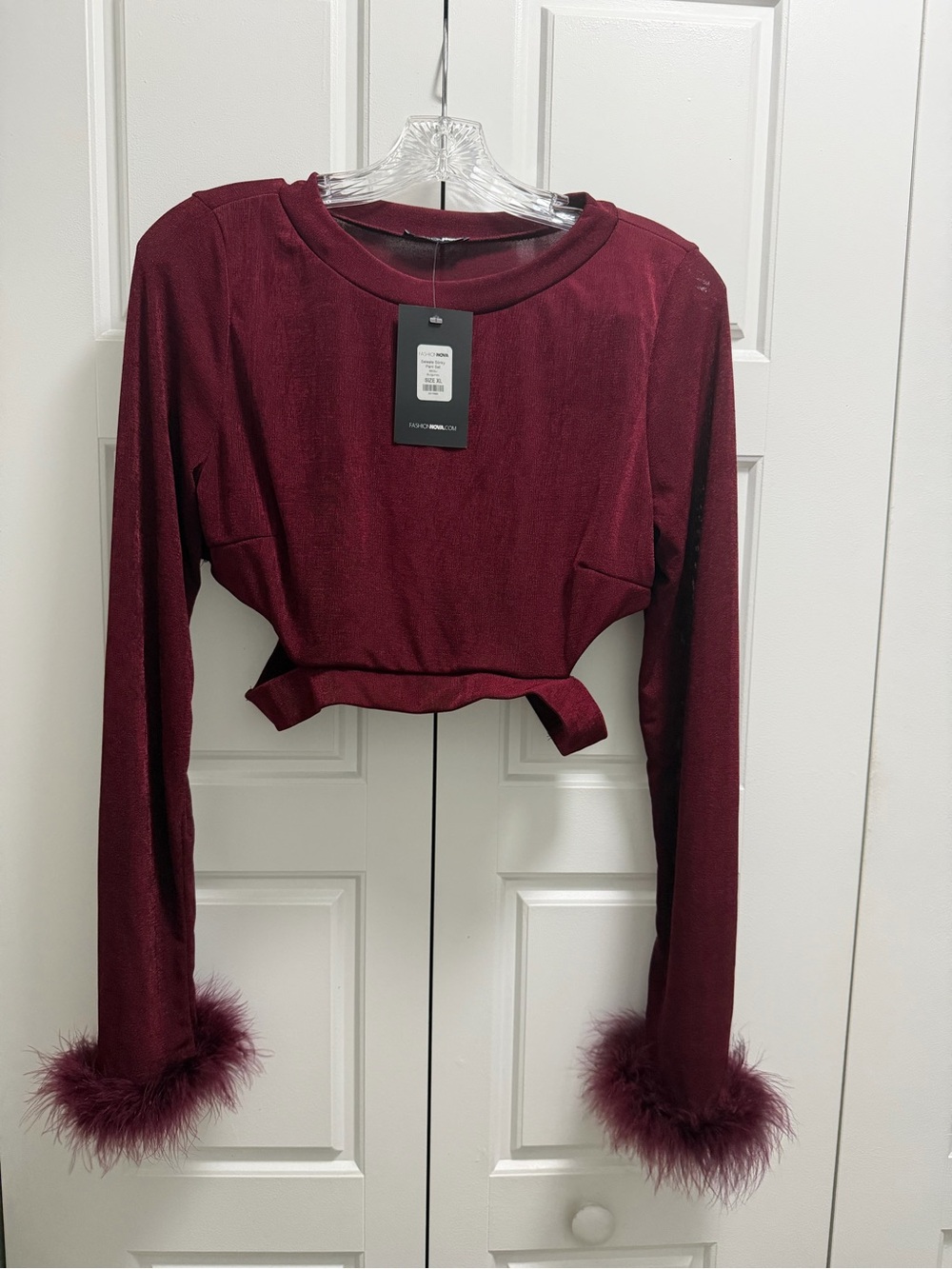Fashion Nova Maroon Feather-Cuff Long Sleeve Crop Top